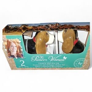 The Pioneer Woman Brown and Black Charlie And Walter Salt And Pepper Shakers